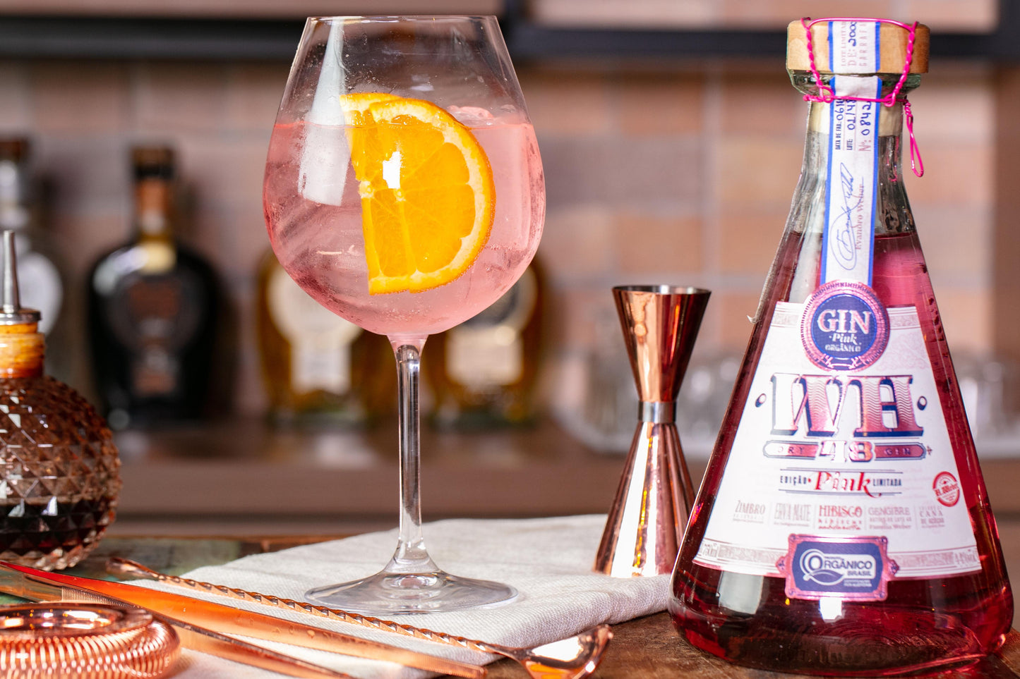 Weber Haus 48 Dry Gin Pink Organic 700ml 44% vol.